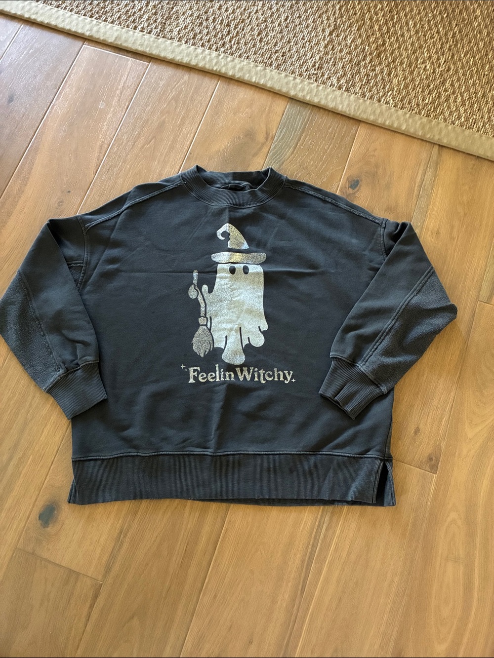 Aerie 'Feelin Witchy' Graphic Sweatshirt